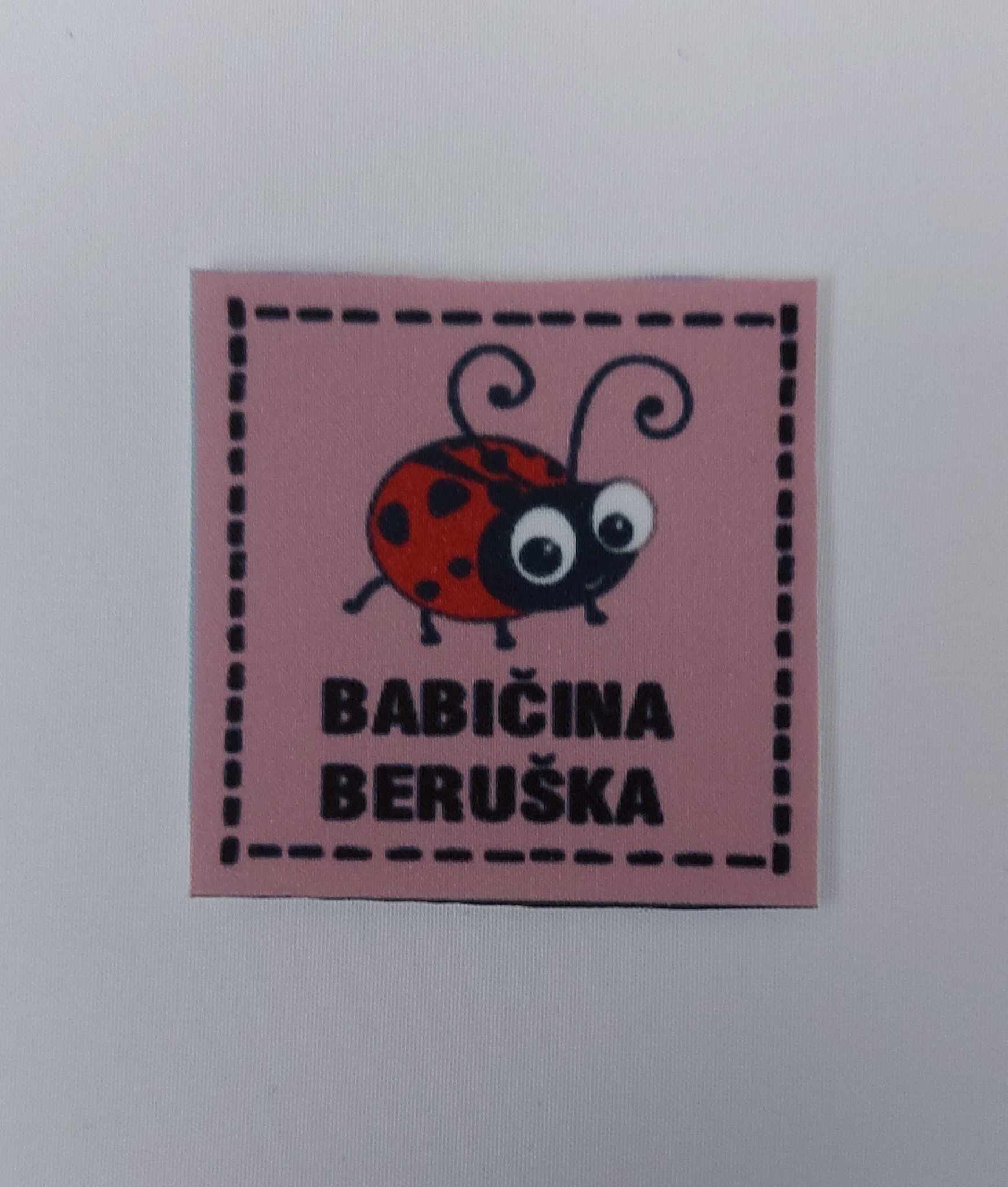 Látková nášivka - Babičina beruška