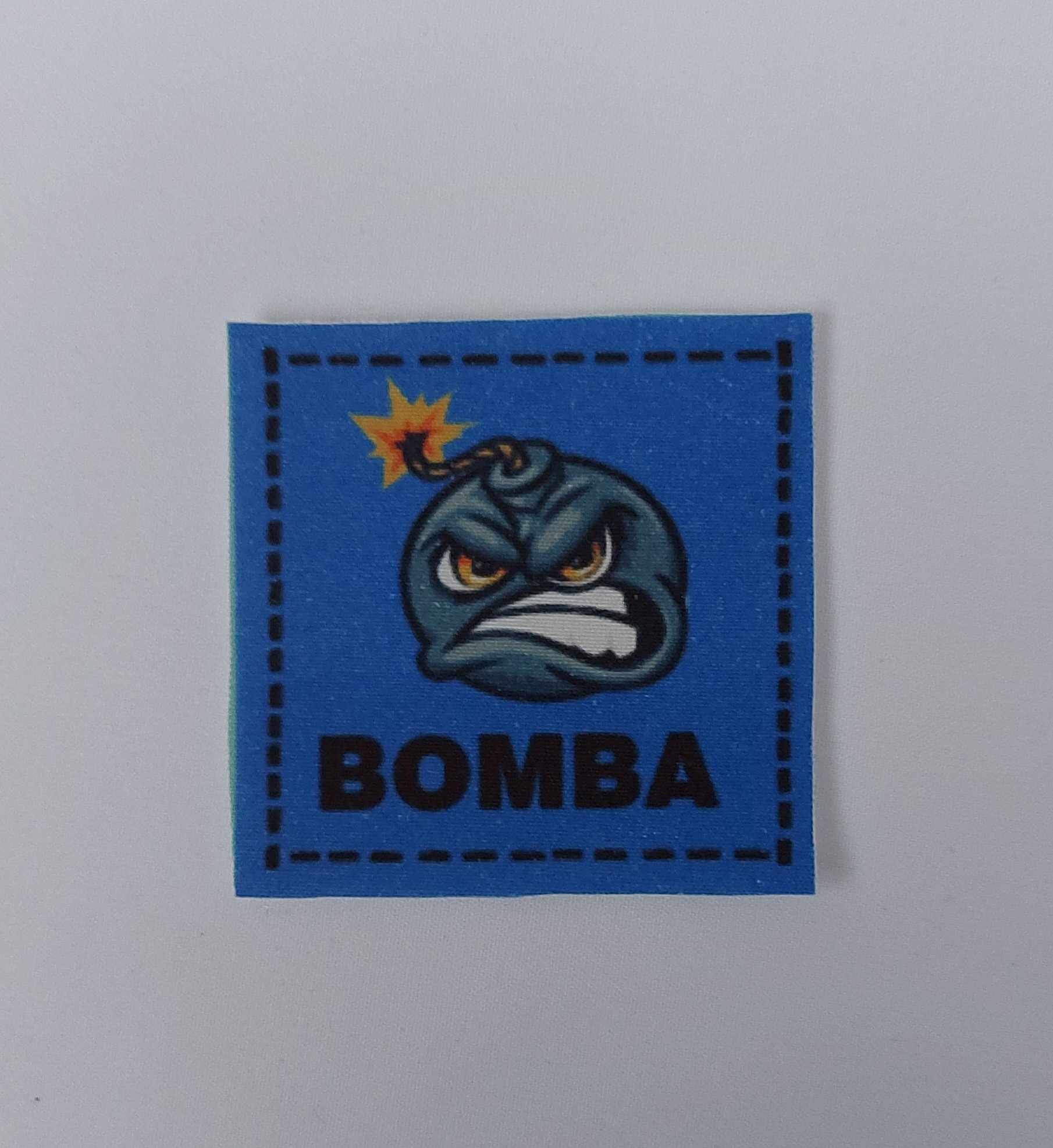 Látková nášivka - Bomba